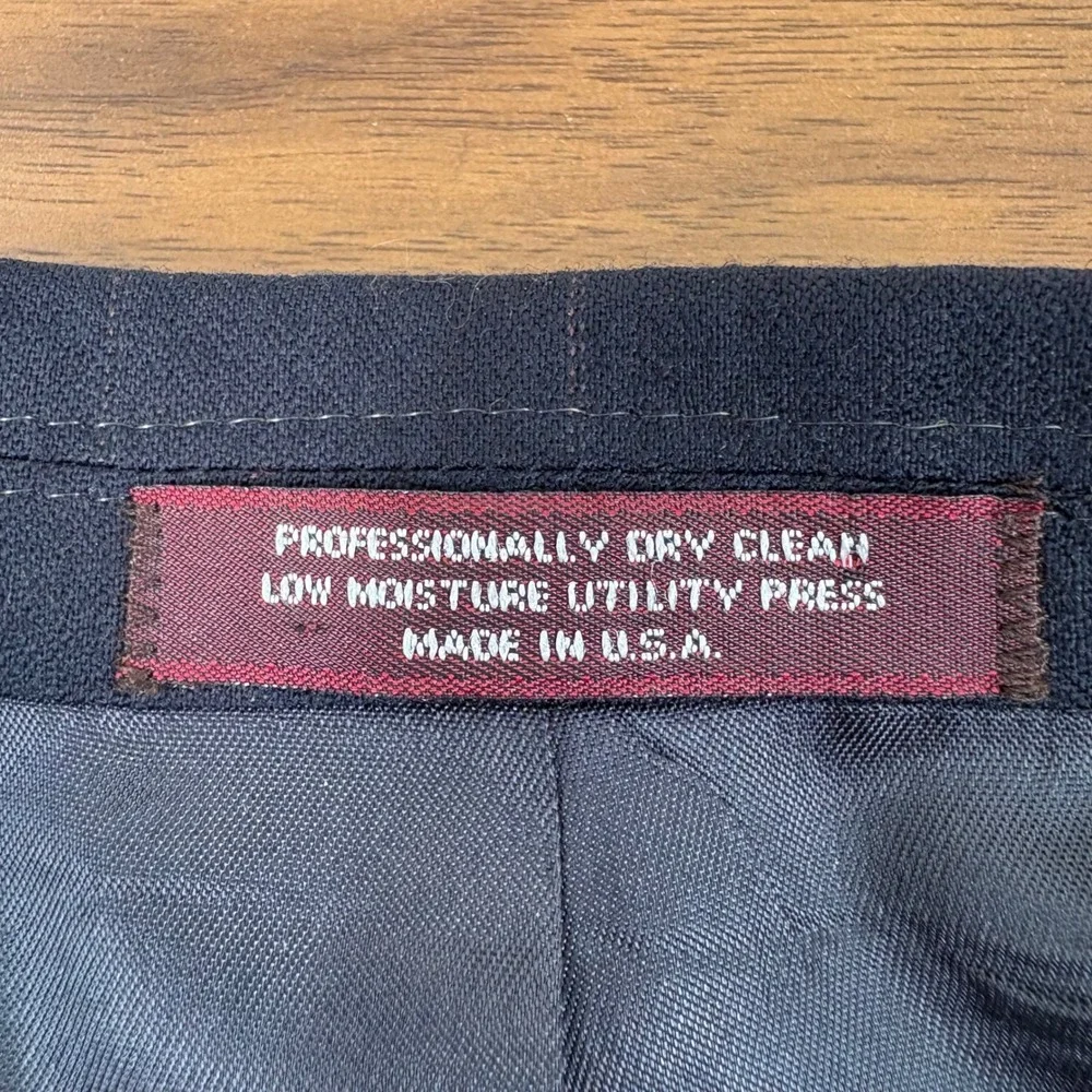 Evan-Picone Mens Navy Blue Pinstripe Pure Wool Blazer Sport Coat 46R Made in USA